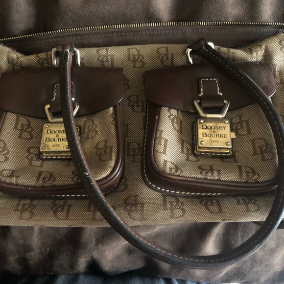 Dooney & Bourke bag - Picture 1 of 1